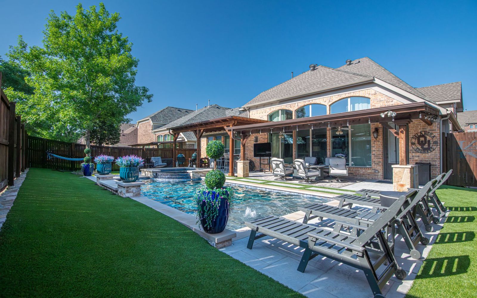 Artificial turf in Des Moines, IA by Des Moines Turf Pros